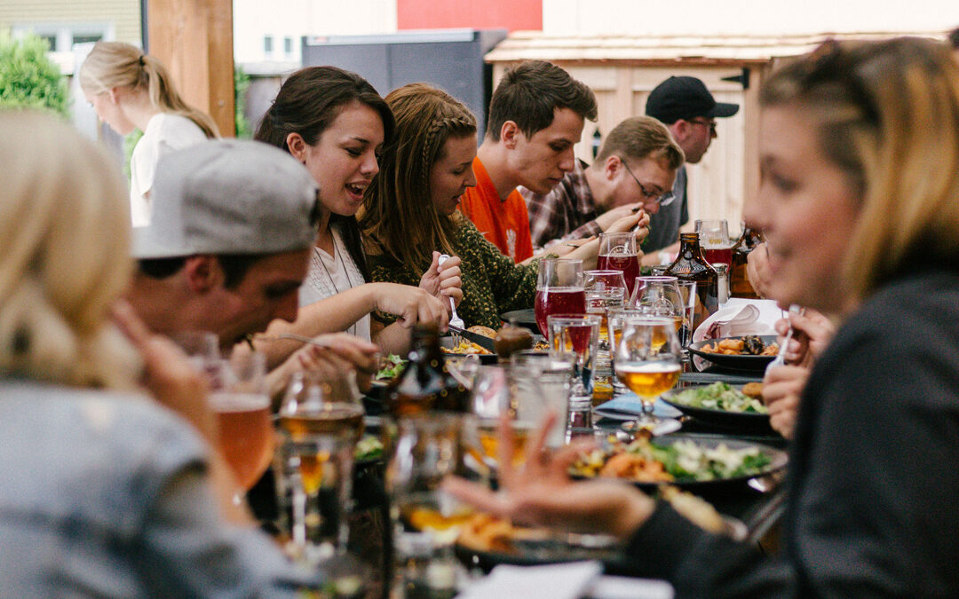 Recognizing the Key Differences Between Social Drinking and Alcohol Addiction