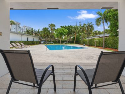 Galt-Living-Quarters-Pool-Chairs